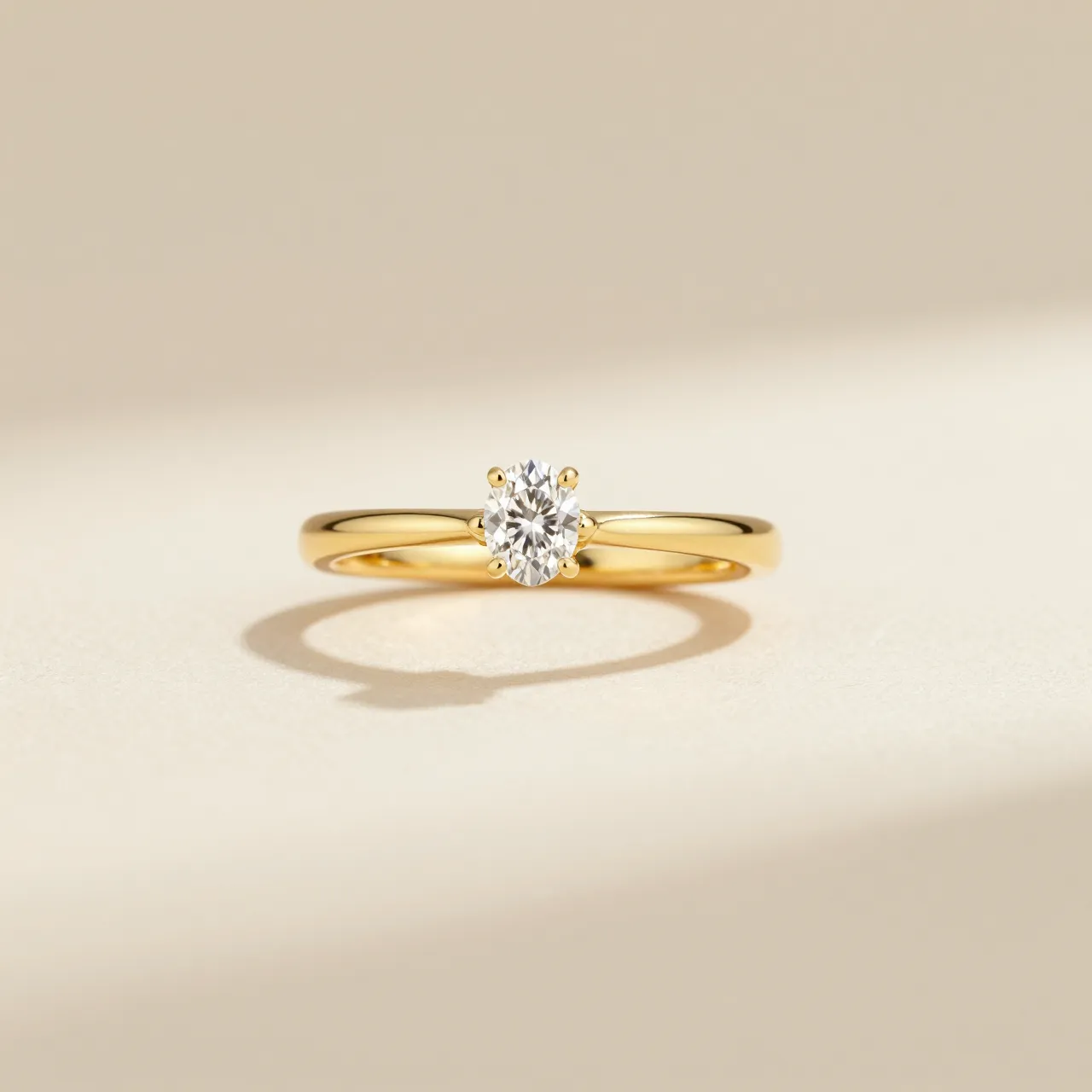 Bague Constance, solitaire east-west